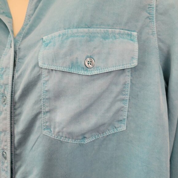 Chico's Light Blue Button Down Shirt - Picture 4 of 10
